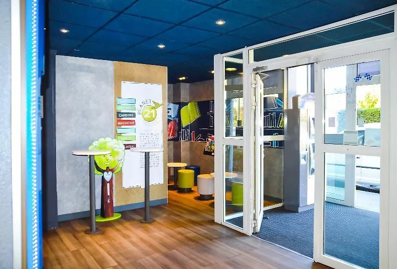 ** Hotel Ibis Budget Hyeres Centre Ville France