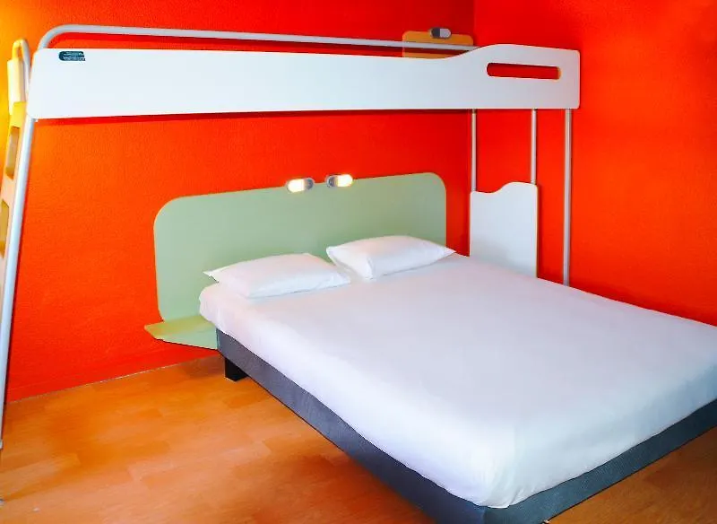 Ibis Budget Hyeres Centre Ville 2*,  France